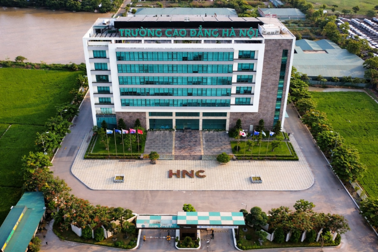 Trường Trung cấp Y Dược Hà Nội